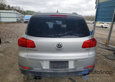 2016 Volkswagen Tiguan S from USA, damaged, VIN WVGAV7AX3GW559507